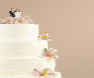 las vegas theme wedding cake.